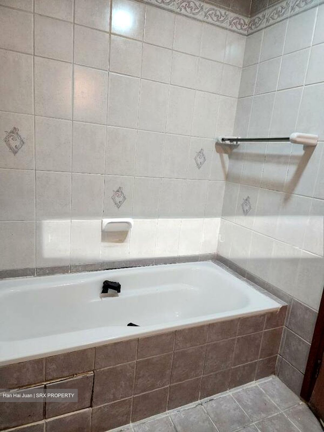 Parbury Hill Condominium (D16), Condominium #501630161